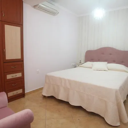 Pirofani * Apolpaina