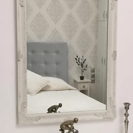 Pirofani * Apolpaina