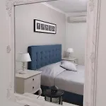 Apartment Pirofani