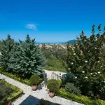 Apartment Pirofani *